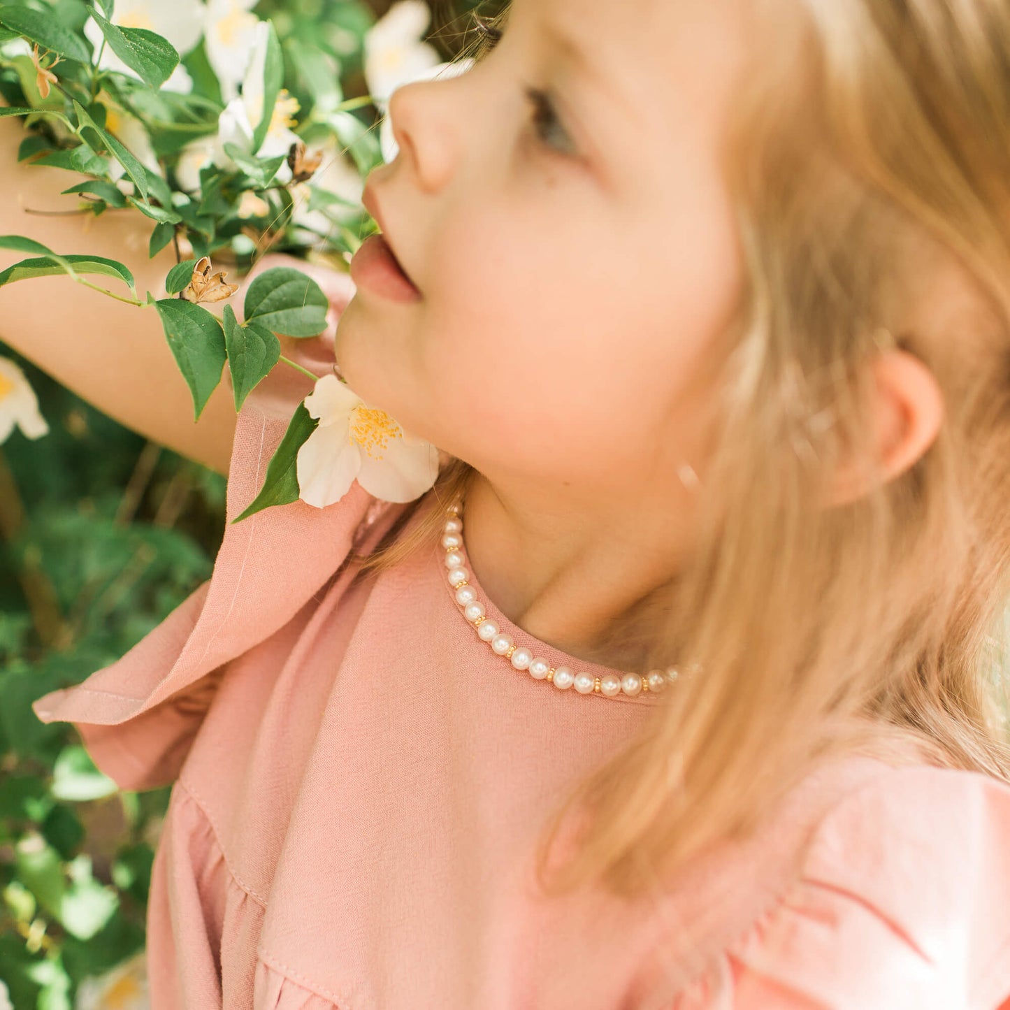 Golden Precious Pearls Necklace