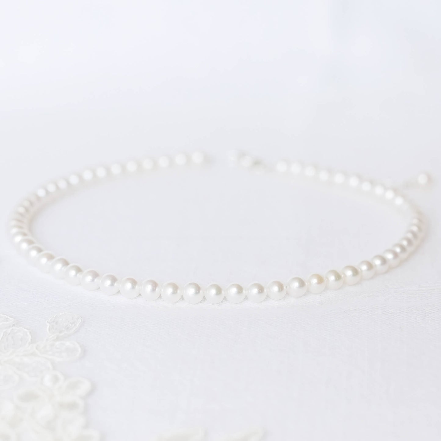 Sweet Pearl Necklace in Silver