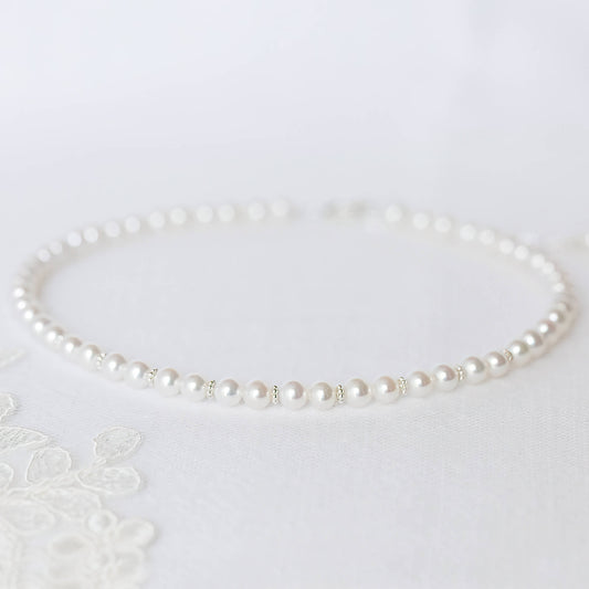 Precious Pearls Necklace in Silver