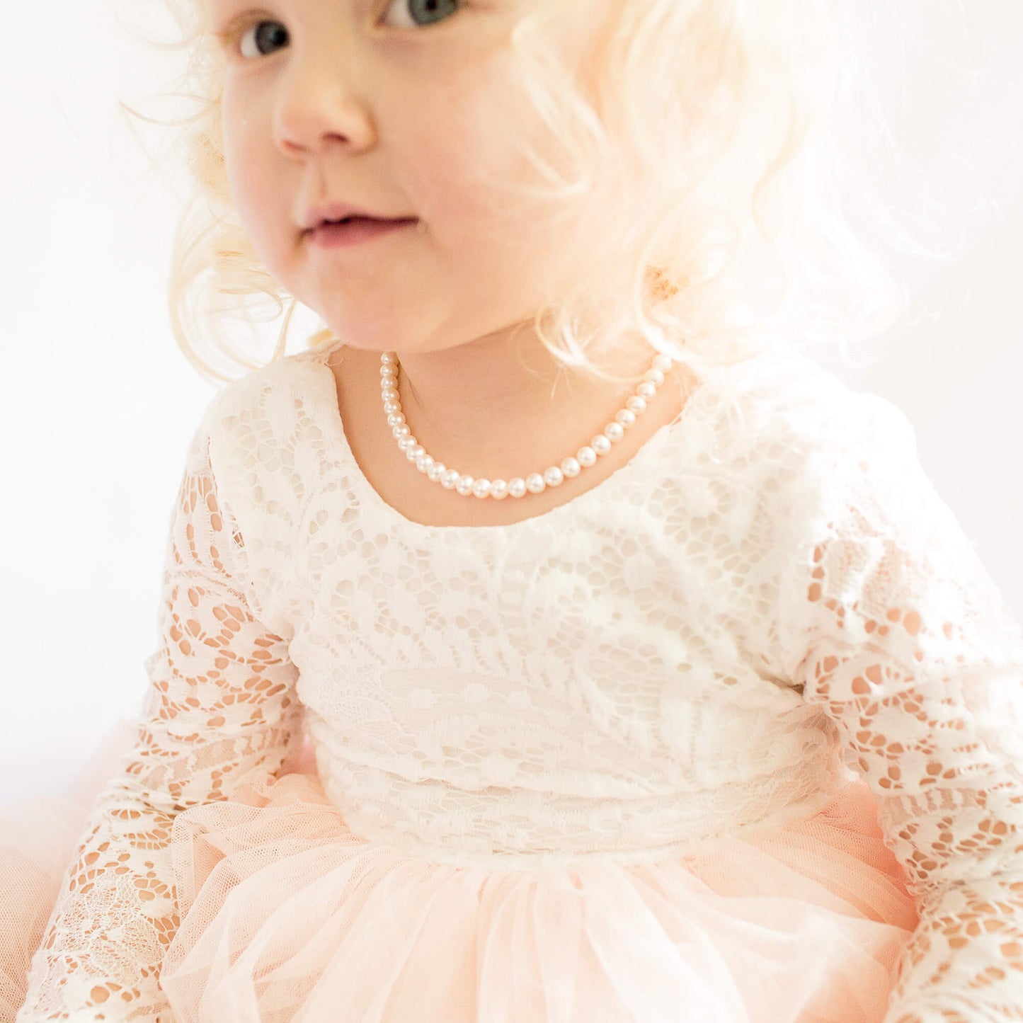 Sweet Pearl Necklace in Gold