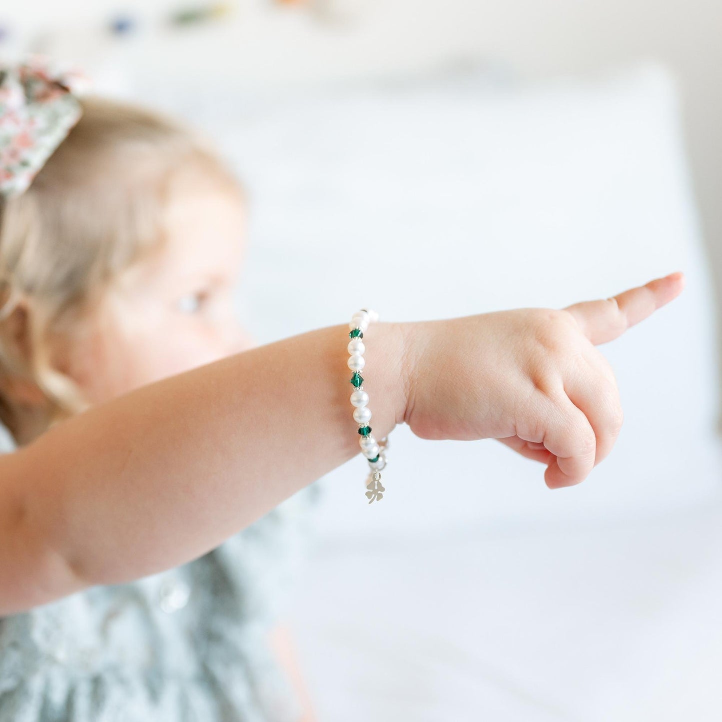 Darling Lucky Shamrock Pearl and Crystal Bracelet in Silver