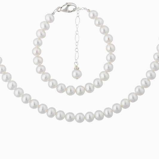 Sweet Pearl Jewelry Set in Silver