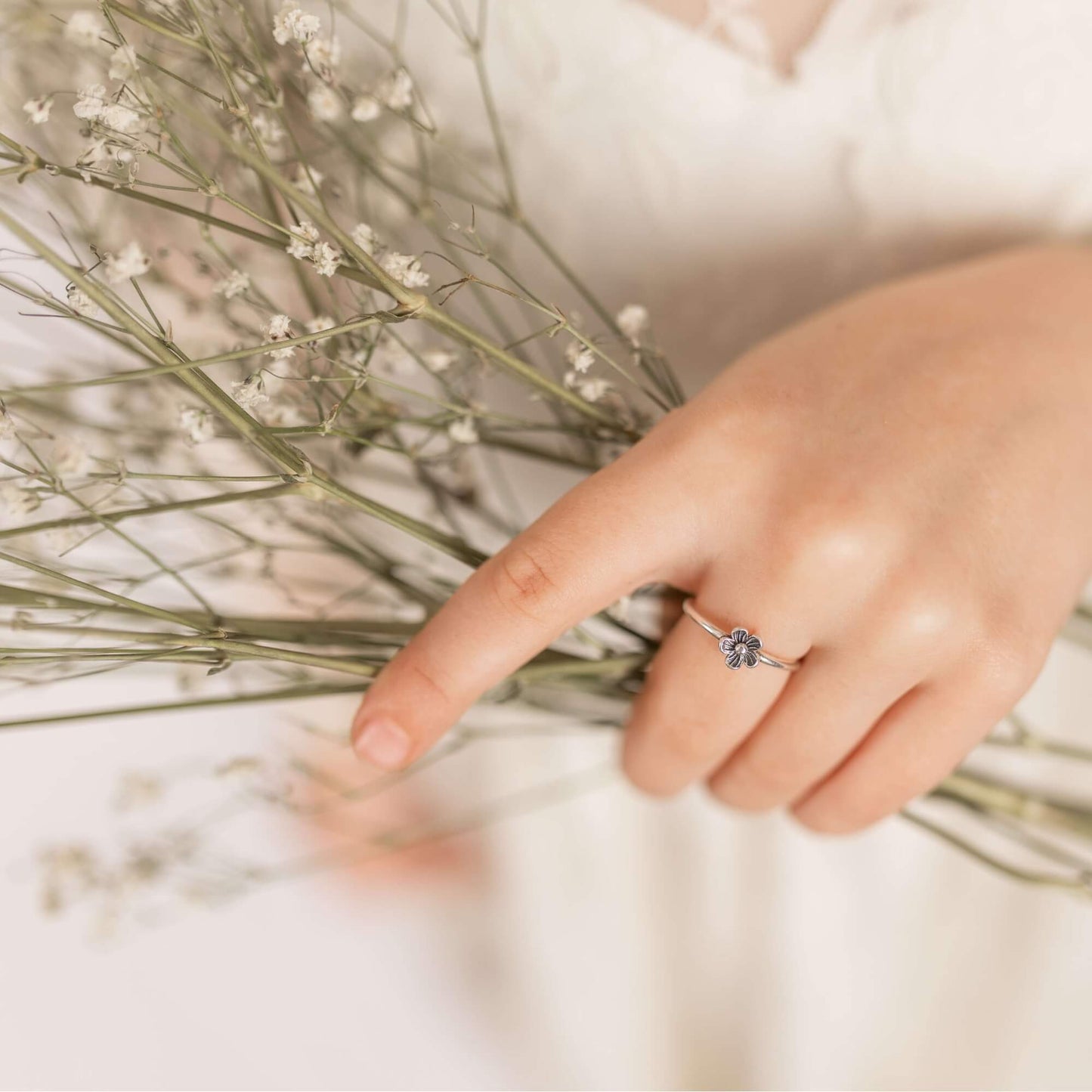 Little Bloom Ring in Silver